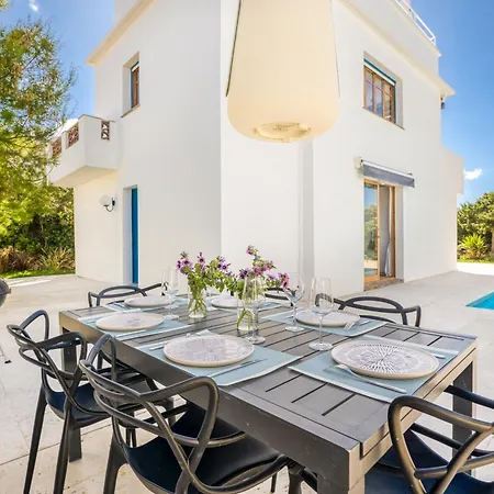 Exclusiva Frente Al Mar Con Jardin Y Piscina فيلة