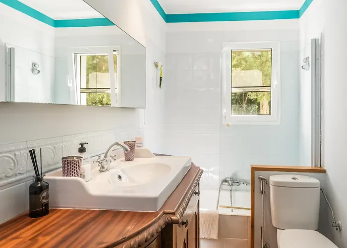 Exclusiva Frente Al Mar Con Jardin Y Piscina Βίλα *