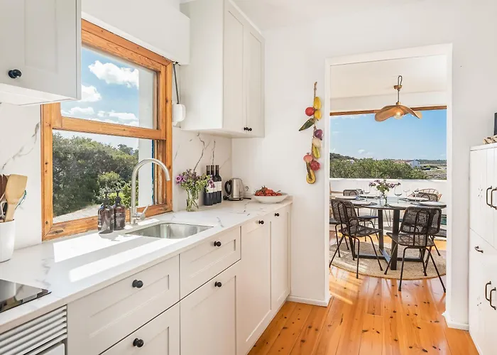 Exclusiva Frente Al Mar Con Jardin Y Piscina