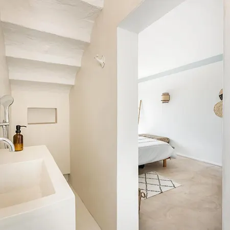 Exclusiva Frente Al Mar Con Jardin Y Piscina Villa *