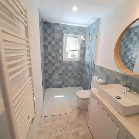 Exclusiva Frente Al Mar Con Jardin Y Piscina וילה *