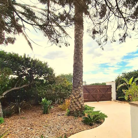 Villa Exclusiva Frente Al Mar Con Jardin Y Piscina *