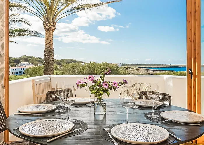 Villa Exclusiva Frente Al Mar Con Jardin Y Piscina Cala Blanca (Menorca)