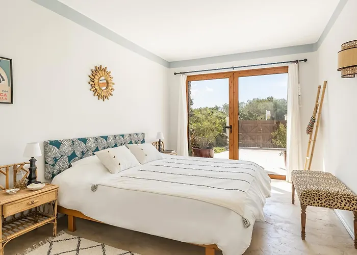 Exclusiva Frente Al Mar Con Jardin Y Piscina Villa Cala Blanca (Menorca)