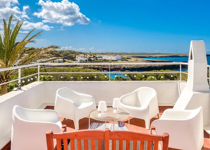 Villa Exclusiva Frente Al Mar Con Jardin Y Piscina Cala Blanca (Menorca)